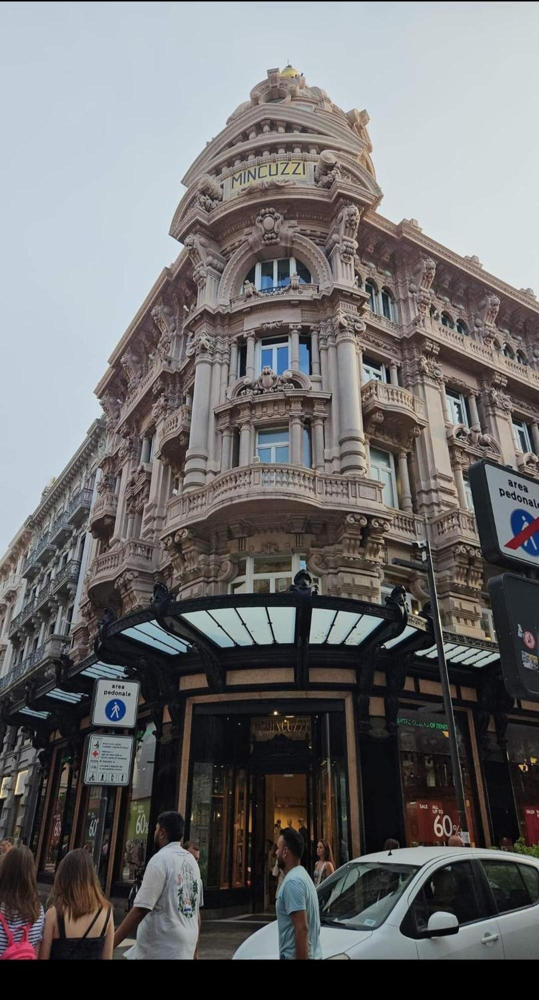 Garibaldi Square Lägenhet Bari Exteriör bild